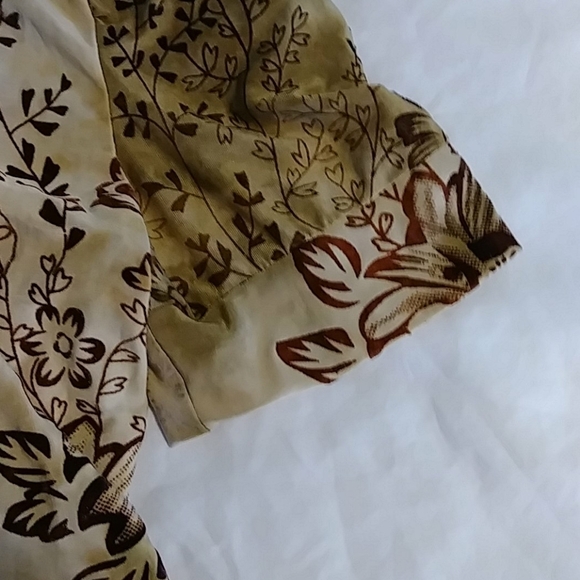 Serenade New York womens top - Picture 4 of 5